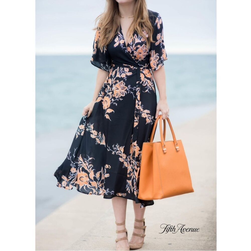 Fifth Avenue Floral Kimono Dress. Size Medium